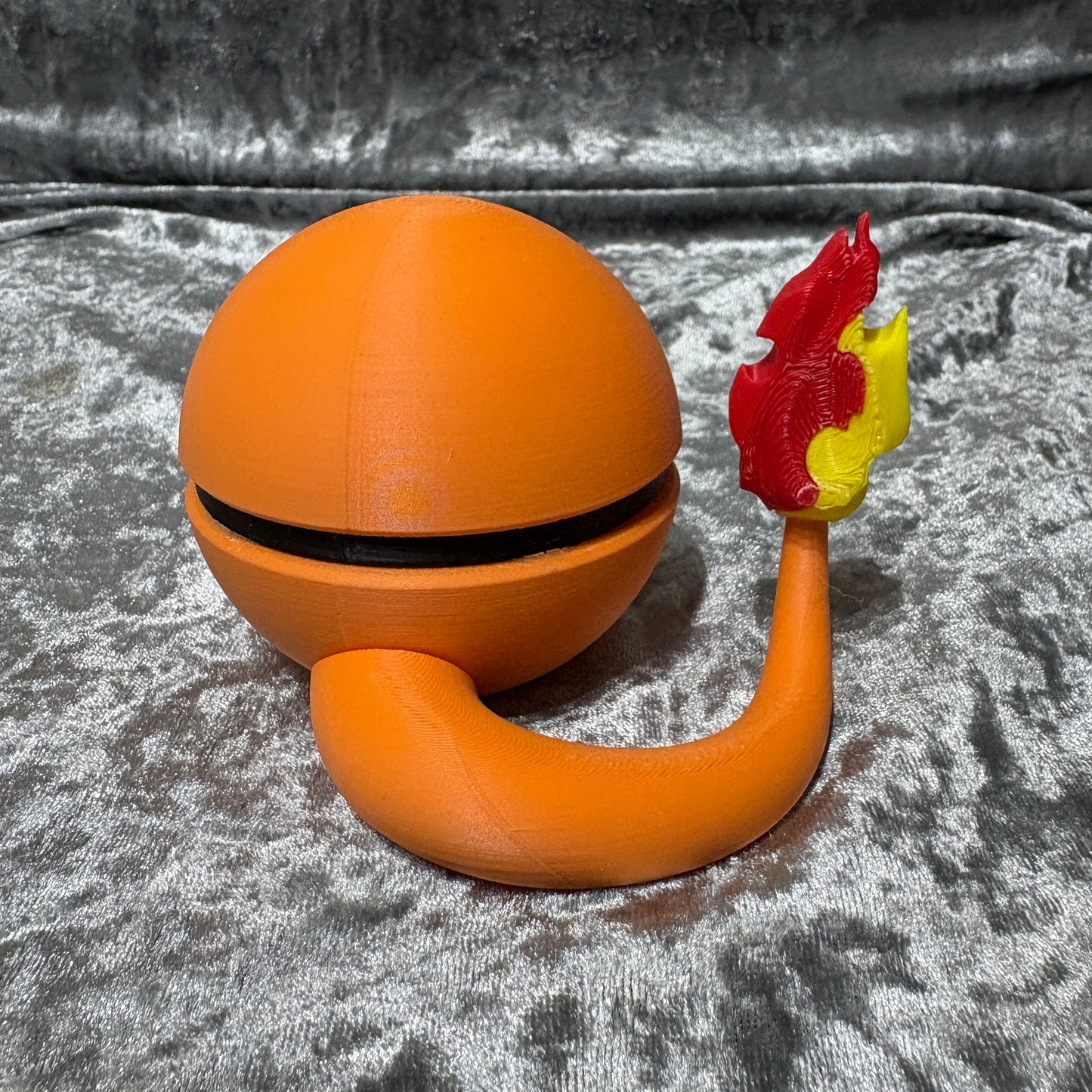 0004 Charmander Ball