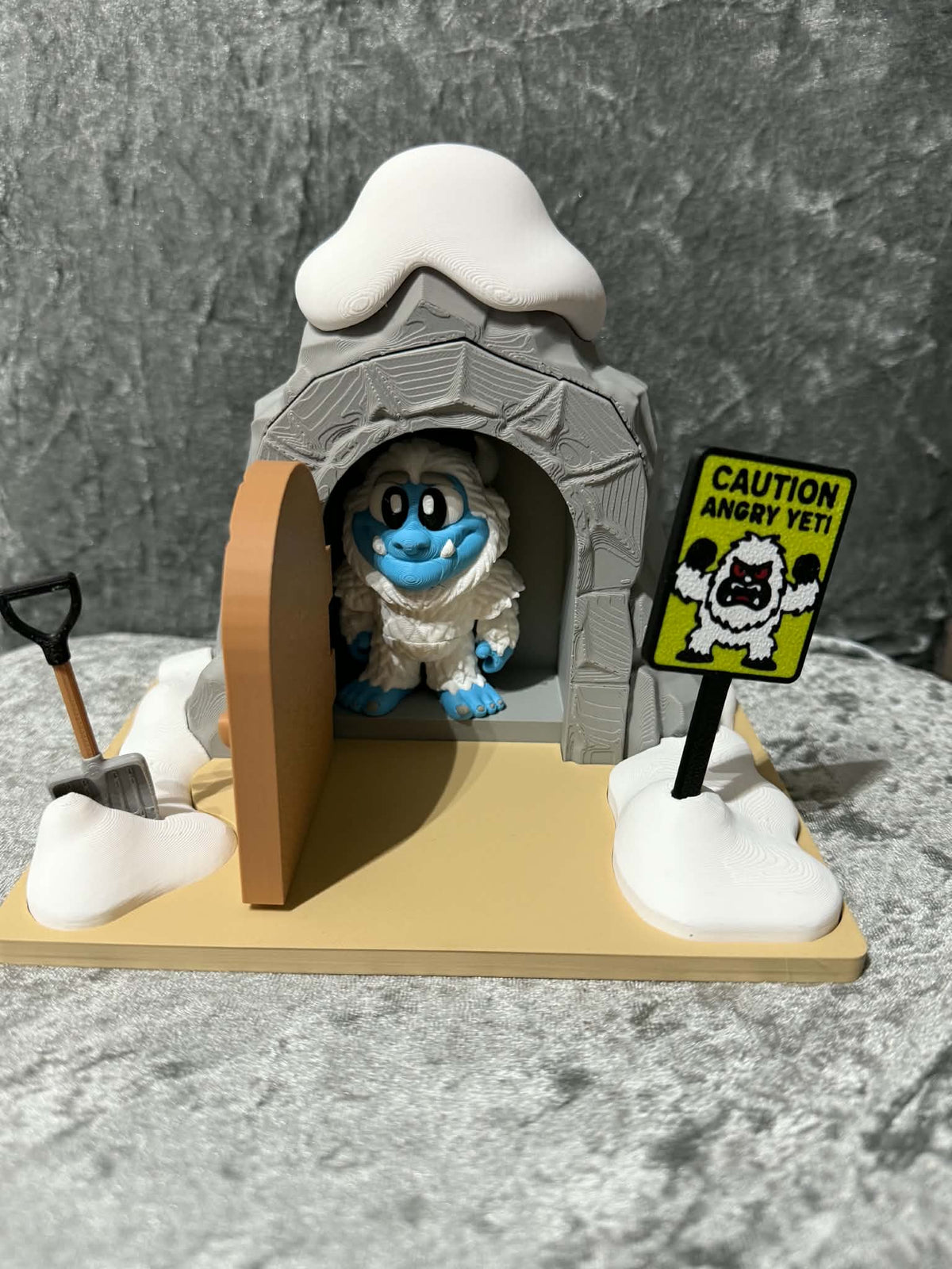 Cute little Yeti playset