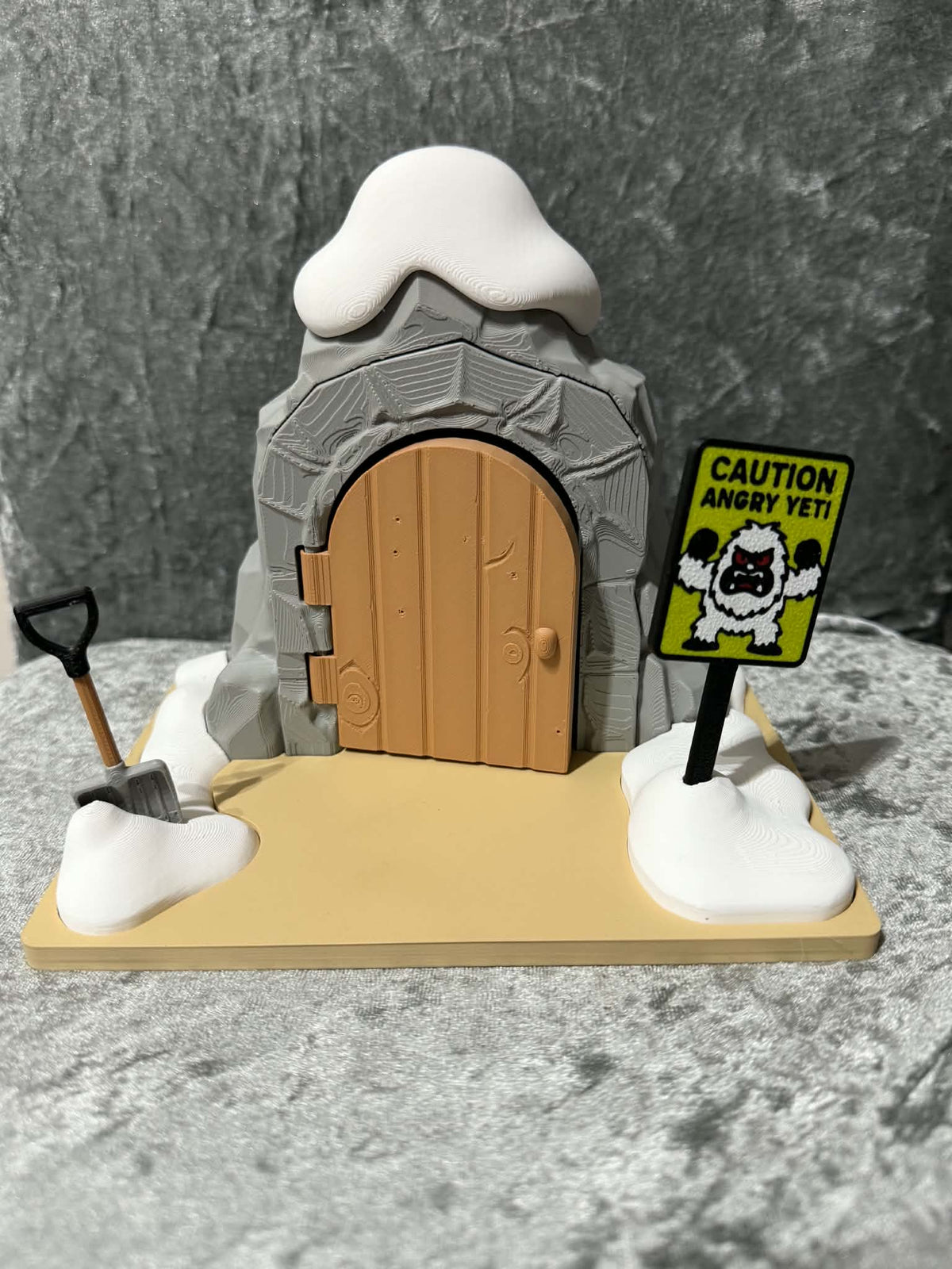 Cute little Yeti playset