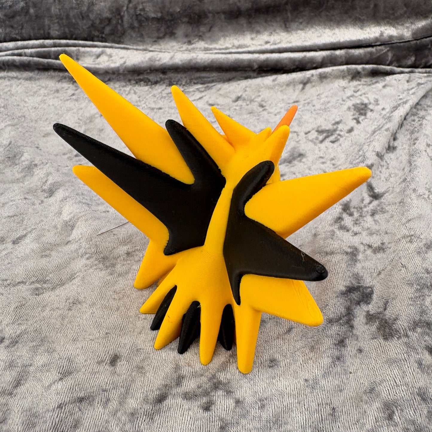 0145 Zapdos